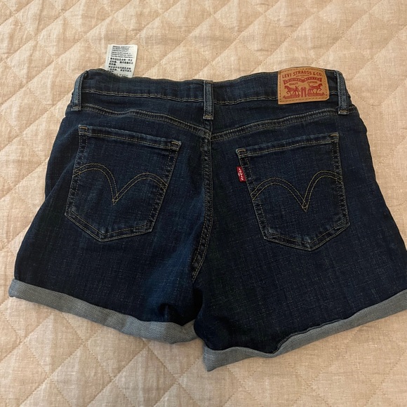 Levi's MID LENGTH WOMEN'S SHORTS - Picture 5 of 6